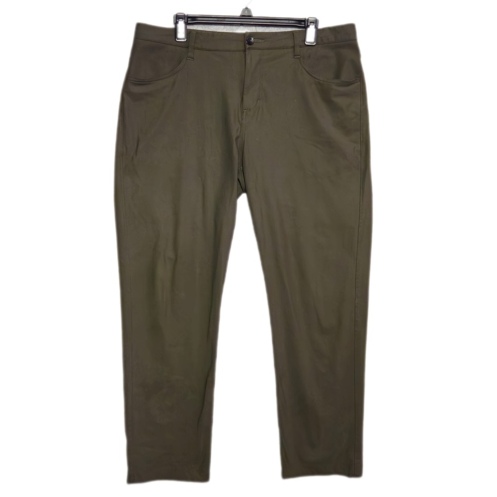 Vuori Meta Pant Mens 34 Dark Olive Green Tapered Performance Chino V430-S